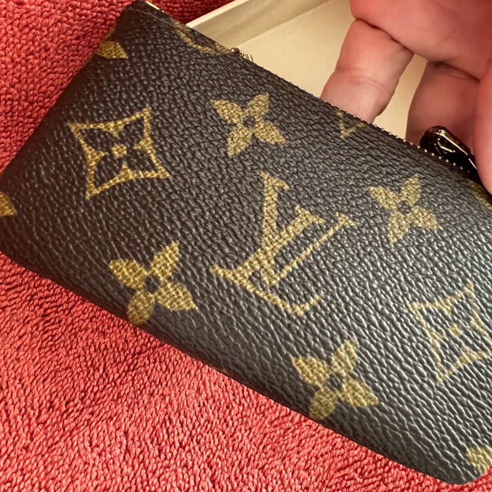 Beautiful Louis Vuitton Key Chain/Coin Pouch